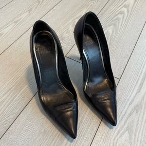 Stuart Weitzman 9M Black Leather stiletto Heels pointed toe leather classic